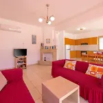 Ira Finiki Villa